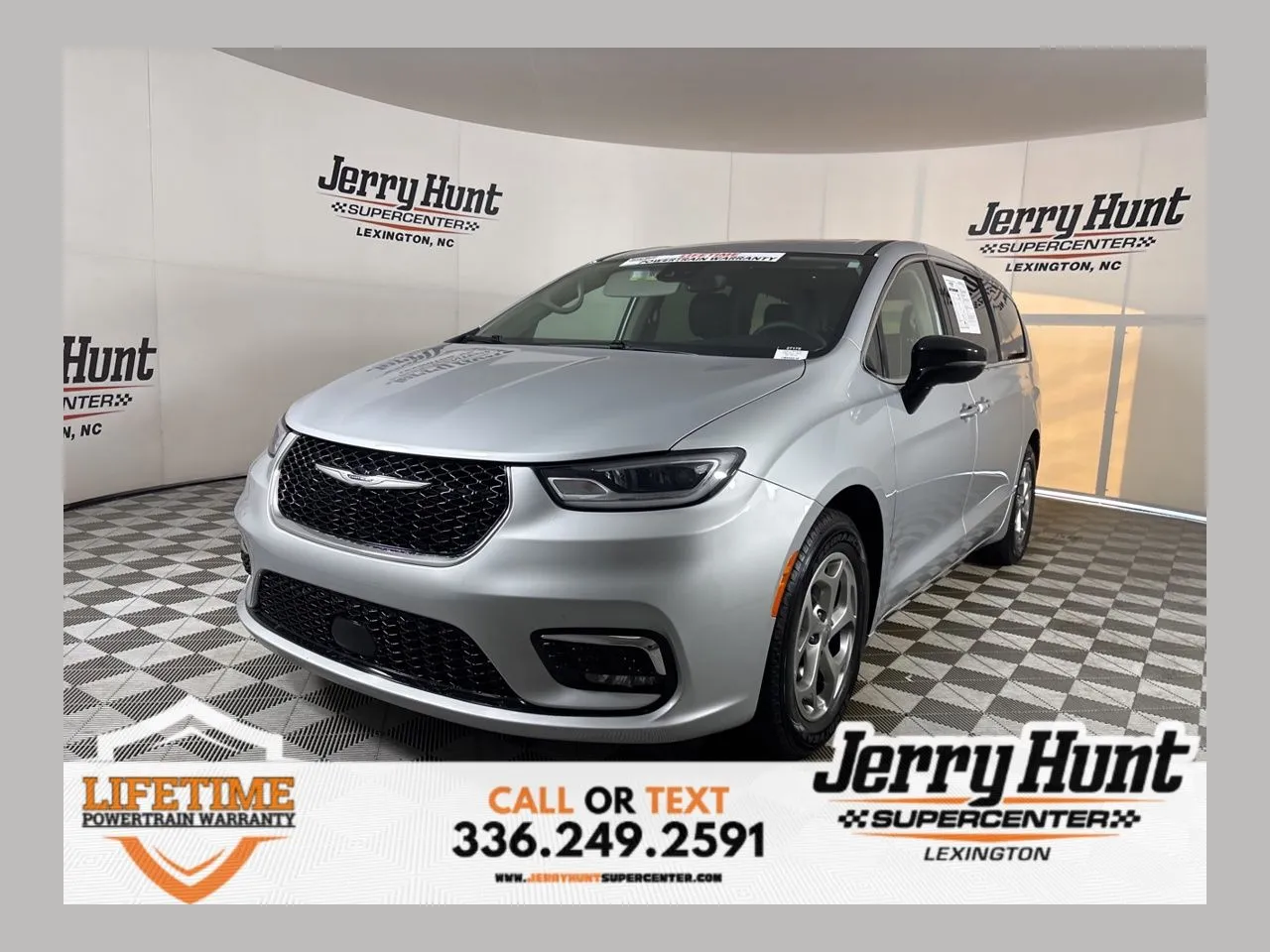 Silver 2024 Chrysler Pacifica Limited for sale in Lexington, NC