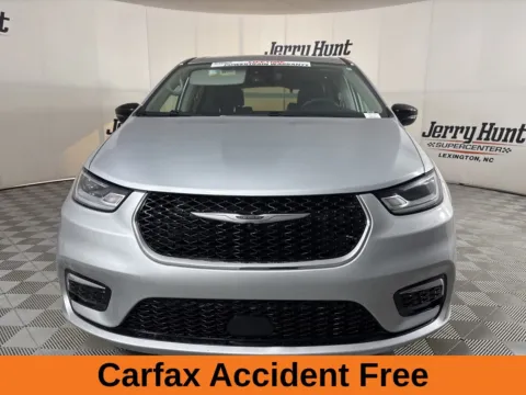 Another view of 2024 Chrysler Pacifica Limited for sale in Lexington, NC at Jerry Hunt Supercenter - Lexington