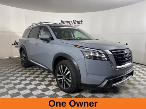 More photos of 2025 Nissan Pathfinder Platinum at Jerry Hunt Supercenter - Lexington, NC