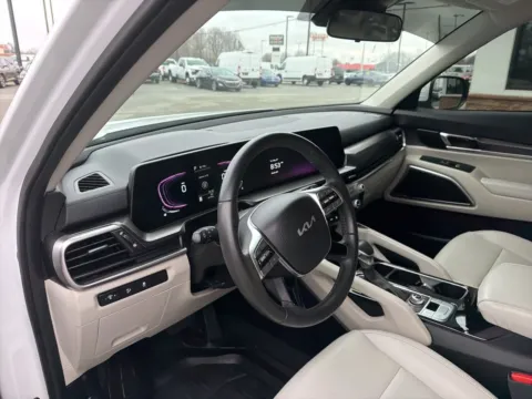 More photos of 2024 Kia Telluride S at Jerry Hunt Supercenter - Lexington, NC
