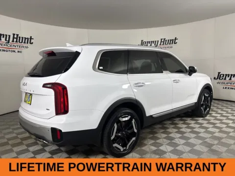 More photos of 2024 Kia Telluride S at Jerry Hunt Supercenter - Lexington, NC