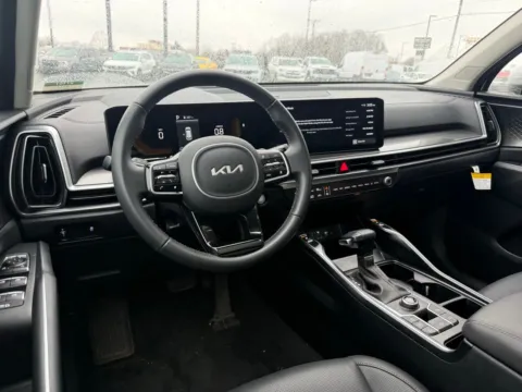 More photos of 2025 Kia Sorento S at Jerry Hunt Supercenter - Lexington, NC