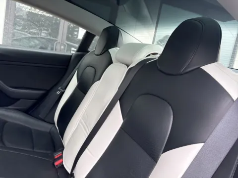 More photos of 2022 Tesla Model 3 Long Range at Jerry Hunt Supercenter - Lexington, NC