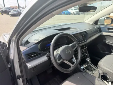 More photos of 2024 Volkswagen Taos 1.5T SE at Jerry Hunt Supercenter - Lexington, NC