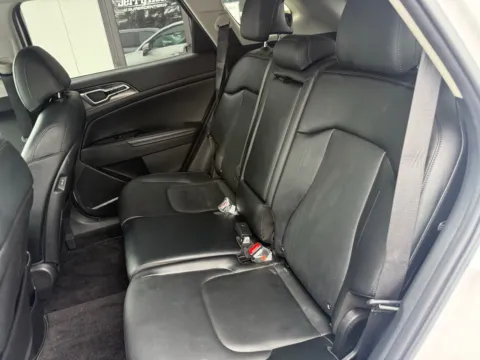 More photos of 2023 Kia Sportage EX at Jerry Hunt Supercenter - Lexington, NC