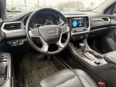 More photos of 2019 GMC Acadia SLT-1 at Jerry Hunt Supercenter - Lexington, NC