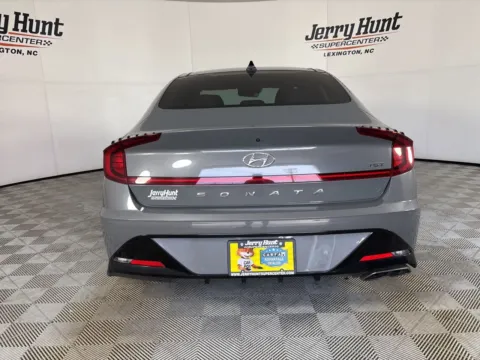 More photos of 2022 Hyundai Sonata SEL Plus at Jerry Hunt Supercenter - Lexington, NC