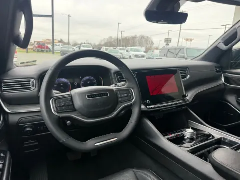More photos of 2024 Jeep Wagoneer L Series II at Jerry Hunt Supercenter - Lexington, NC