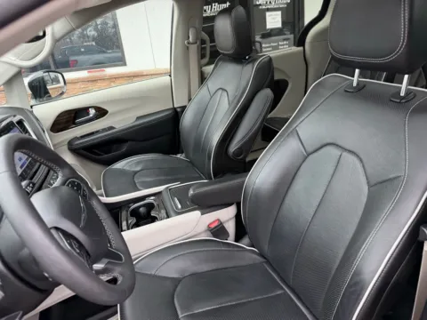 Another view of 2023 Chrysler Pacifica Limited for sale in Lexington, NC at Jerry Hunt Supercenter - Lexington