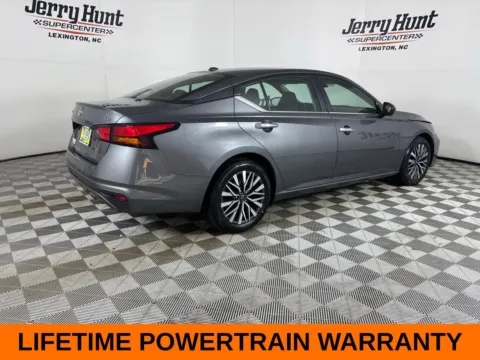More photos of 2024 Nissan Altima 2.5 SV at Jerry Hunt Supercenter - Lexington, NC