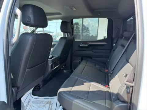More photos of 2023 GMC Sierra 1500 Denali at Jerry Hunt Supercenter - Lexington, NC