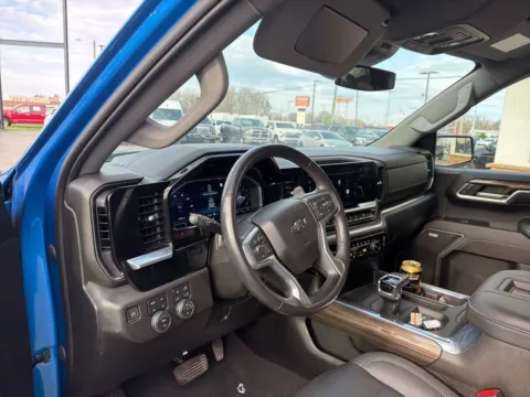 More photos of 2022 Chevrolet Silverado 1500 RST at Jerry Hunt Supercenter - Lexington, NC