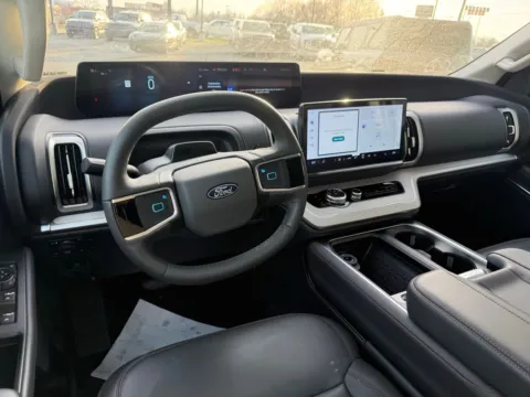 More photos of 2025 Ford Expedition Active at Jerry Hunt Supercenter - Lexington, NC