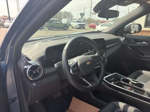 More photos of 2025 Chevrolet Equinox LT at Jerry Hunt Supercenter - Lexington, NC