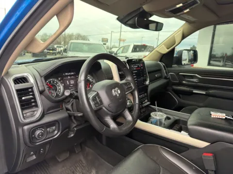 More photos of 2021 Ram 1500 Laramie at Jerry Hunt Supercenter - Lexington, NC
