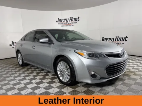 More photos of 2015 Toyota Avalon Hybrid XLE Premium at Jerry Hunt Supercenter - Lexington, NC