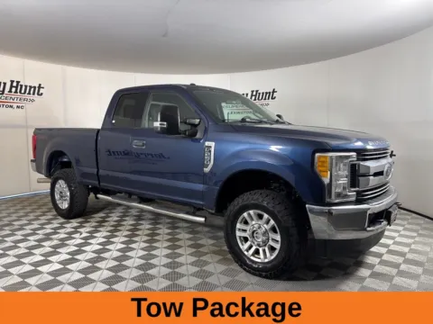 More photos of 2017 Ford F-250SD XLT at Jerry Hunt Supercenter - Lexington, NC