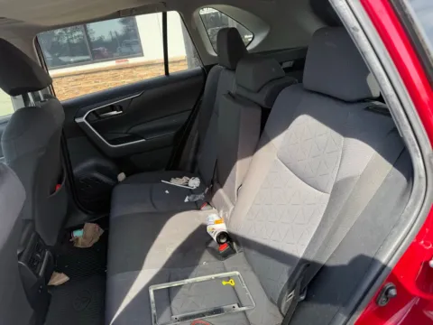 More photos of 2020 Toyota RAV4 XLE at Jerry Hunt Supercenter - Lexington, NC