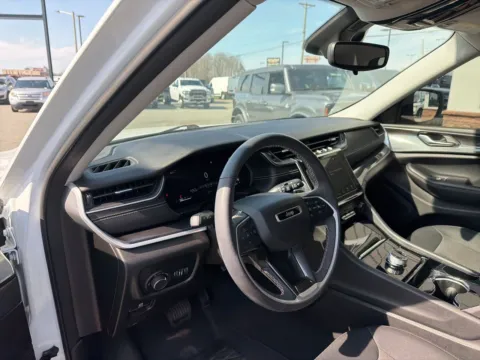 More photos of 2023 Jeep Grand Cherokee L Laredo at Jerry Hunt Supercenter - Lexington, NC