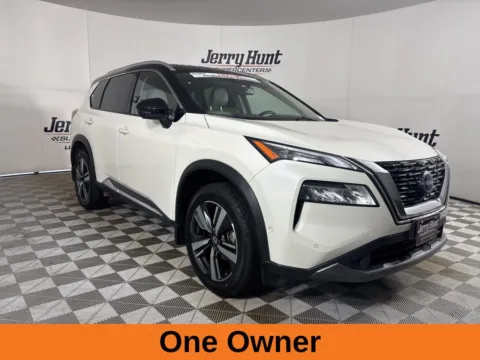 More photos of 2023 Nissan Rogue SL at Jerry Hunt Supercenter - Lexington, NC