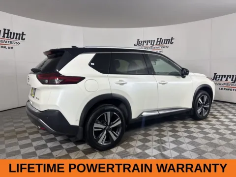 More photos of 2023 Nissan Rogue SL at Jerry Hunt Supercenter - Lexington, NC