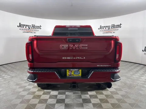 More photos of 2022 GMC Sierra 2500HD Denali at Jerry Hunt Supercenter - Lexington, NC