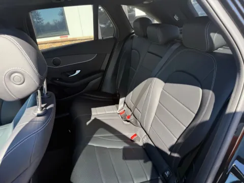 More photos of 2022 Mercedes-Benz GLC 300 at Jerry Hunt Supercenter - Lexington, NC