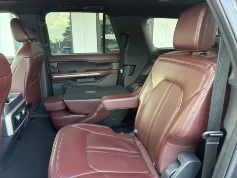 More photos of 2024 Ford Expedition Max Limited at Jerry Hunt Supercenter - Lexington, NC