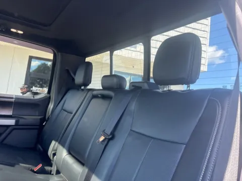 More photos of 2022 Ford F-350SD Lariat at Jerry Hunt Supercenter - Lexington, NC