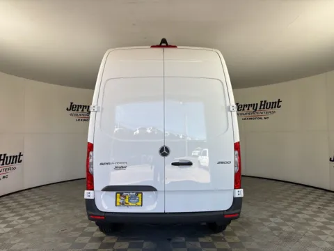 More photos of 2024 Mercedes-Benz Sprinter 2500 Crew 144 WB at Jerry Hunt Supercenter - Lexington, NC