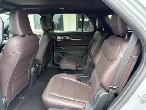 More photos of 2025 Ford Explorer Platinum at Jerry Hunt Supercenter - Lexington, NC