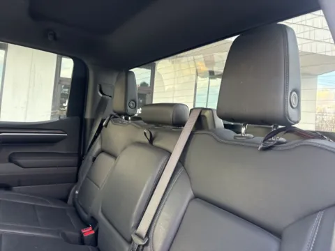 More photos of 2024 GMC Sierra 1500 SLT at Jerry Hunt Supercenter - Lexington, NC