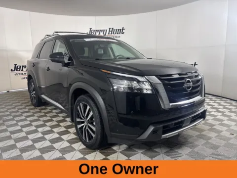 More photos of 2024 Nissan Pathfinder Platinum at Jerry Hunt Supercenter - Lexington, NC