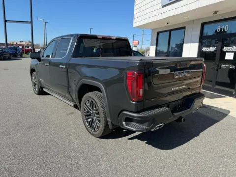 More photos of 2022 GMC Sierra 1500 Denali Ultimate at Jerry Hunt Supercenter - Lexington, NC