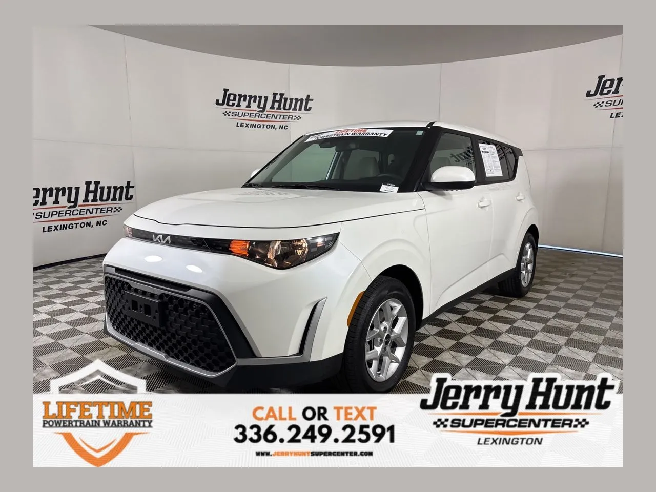 White 2025 Kia Soul LX for sale in Lexington, NC