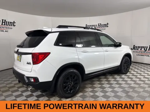 More photos of 2022 Honda Passport Elite at Jerry Hunt Supercenter - Lexington, NC