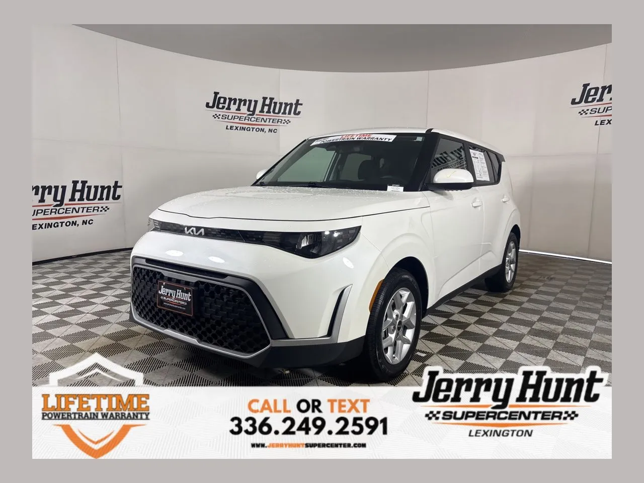 White 2025 Kia Soul LX for sale in Lexington, NC