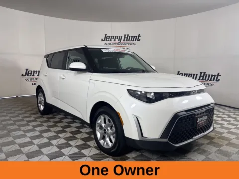 More photos of 2025 Kia Soul LX at Jerry Hunt Supercenter - Lexington, NC