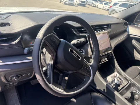 More photos of 2024 Jeep Grand Cherokee L Limited at Jerry Hunt Supercenter - Lexington, NC