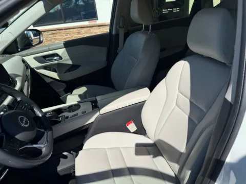 Another view of 2023 Nissan Rogue SL for sale in Lexington, NC at Jerry Hunt Supercenter - Lexington