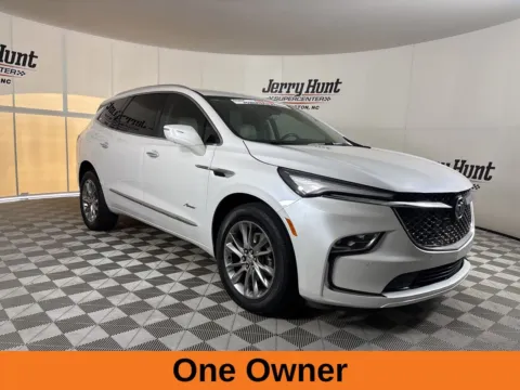 More photos of 2023 Buick Enclave Avenir at Jerry Hunt Supercenter - Lexington, NC