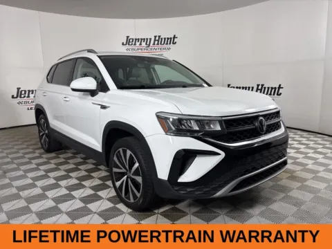 More photos of 2023 Volkswagen Taos 1.5T SE at Jerry Hunt Supercenter - Lexington, NC