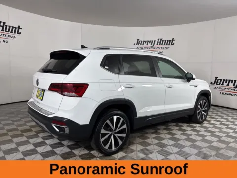 More photos of 2023 Volkswagen Taos 1.5T SE at Jerry Hunt Supercenter - Lexington, NC