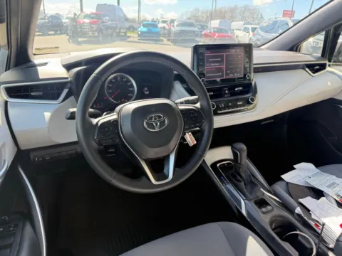 More photos of 2022 Toyota Corolla SE at Jerry Hunt Supercenter - Lexington, NC