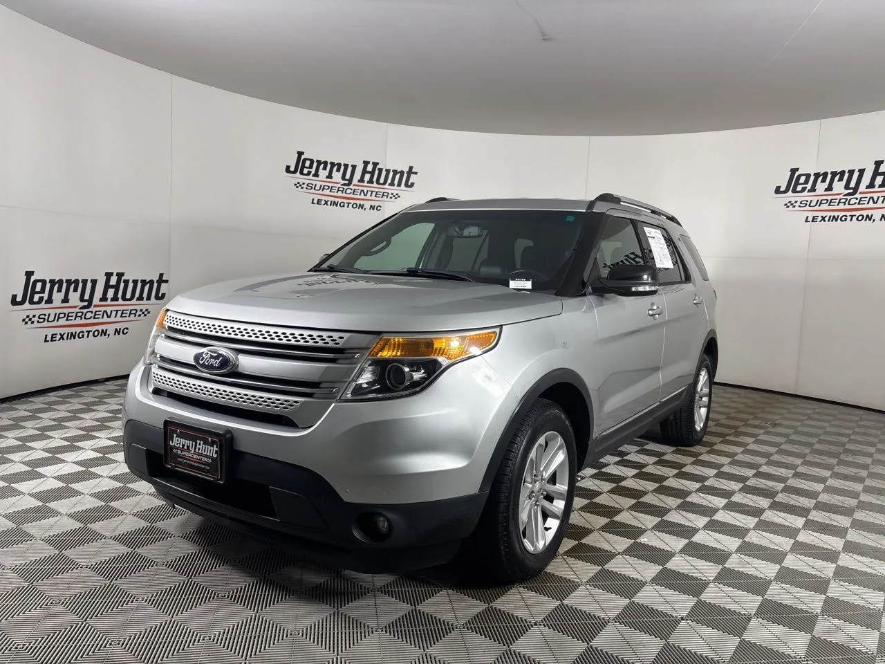 Silver 2015 Ford Explorer XLT for sale in Lexington, NC