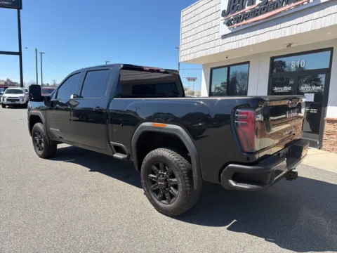 More photos of 2025 GMC Sierra 2500HD AT4 at Jerry Hunt Supercenter - Lexington, NC