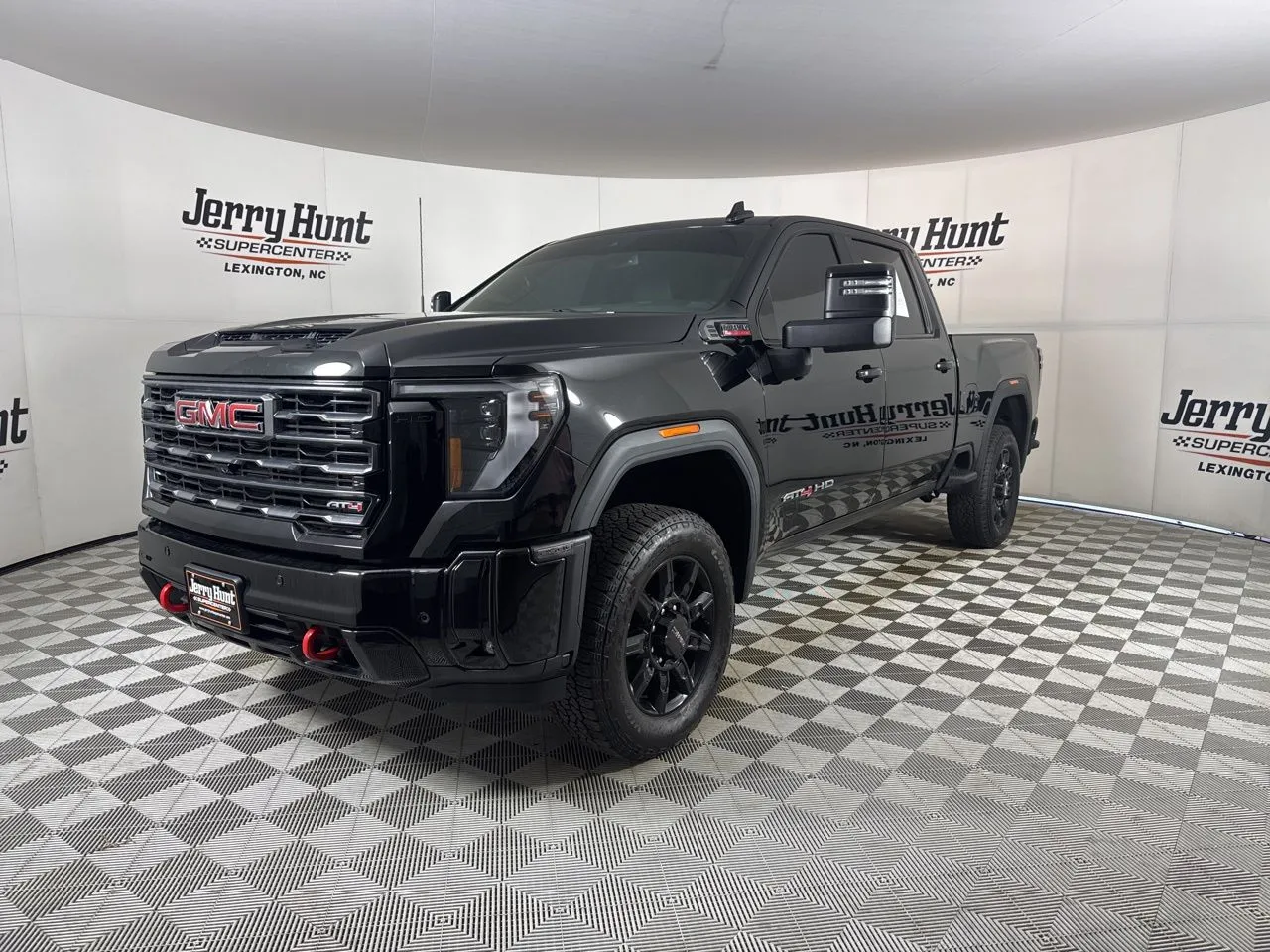 2025 GMC Sierra 4WD Crew Cab Standard Box AT4's photo