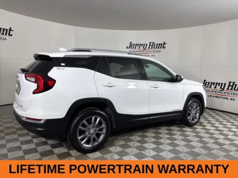More photos of 2024 GMC Terrain SLT at Jerry Hunt Supercenter - Lexington, NC