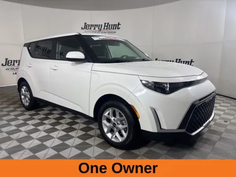 More photos of 2025 Kia Soul LX at Jerry Hunt Supercenter - Lexington, NC