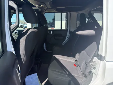 More photos of 2023 Jeep Wrangler Willys at Jerry Hunt Supercenter - Lexington, NC